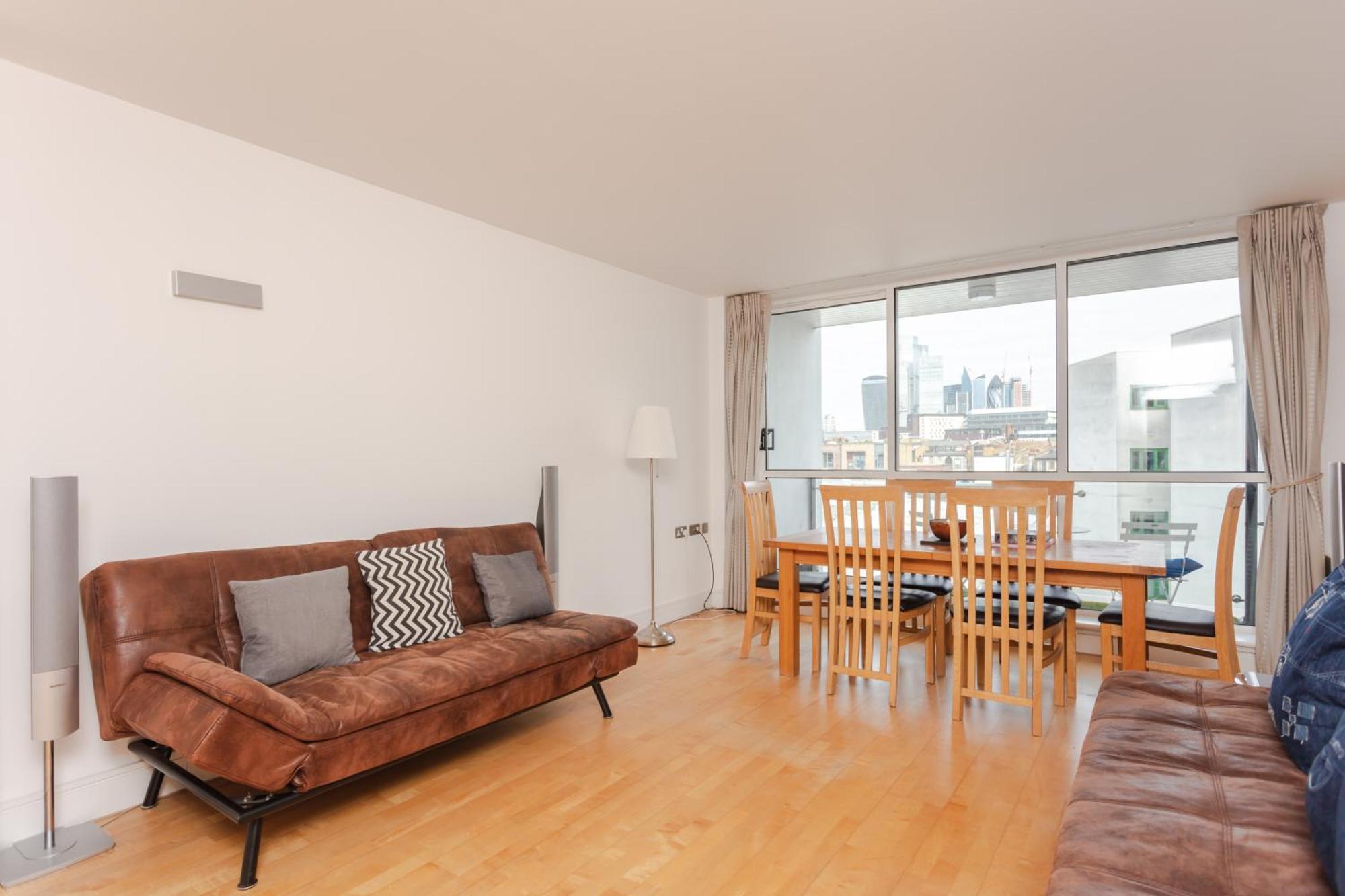 Spacious 2 Bedroom Flat On Bermondsey St * Londen