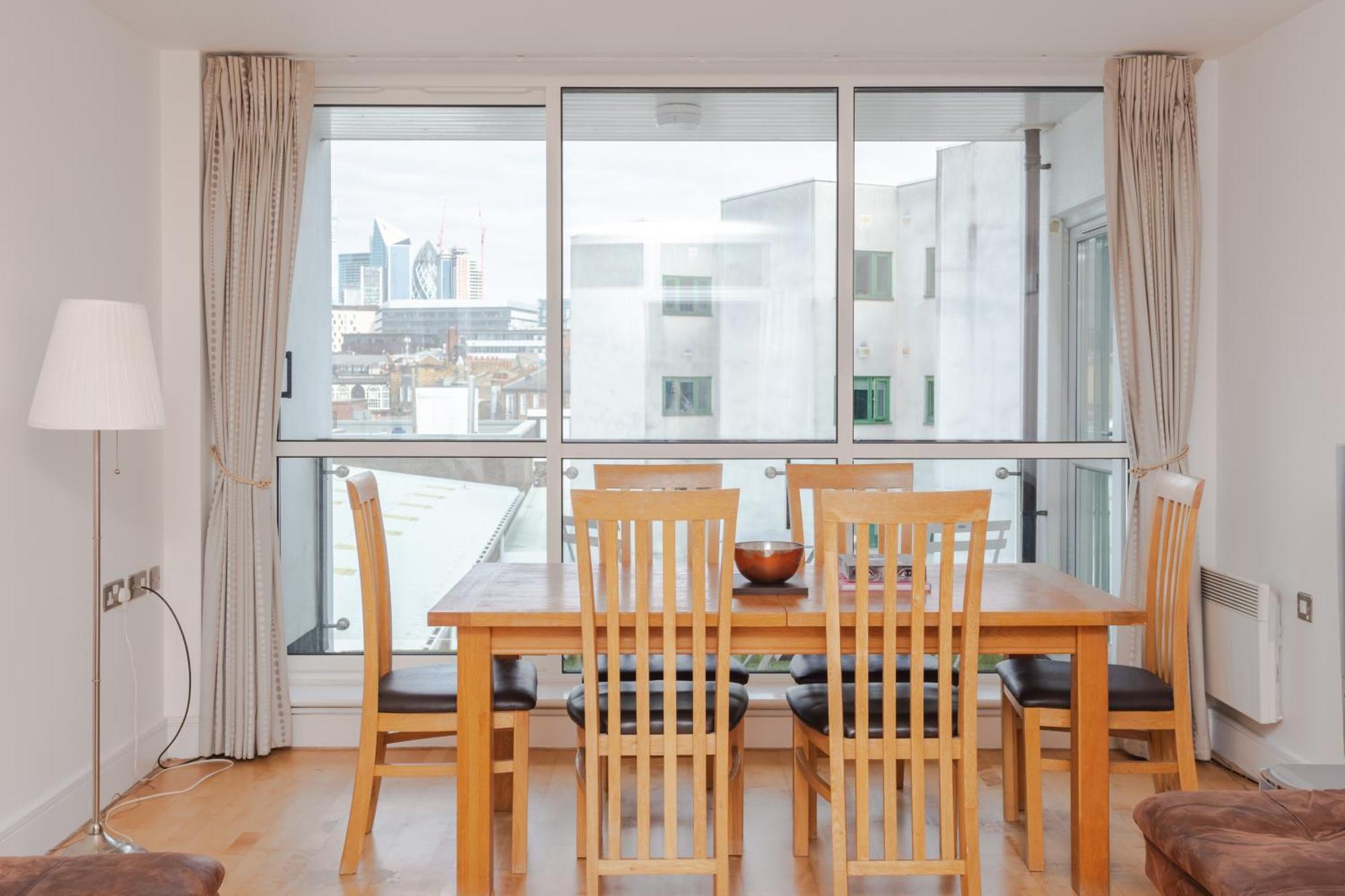 Spacious 2 Bedroom Flat On Bermondsey St Appartement Londen