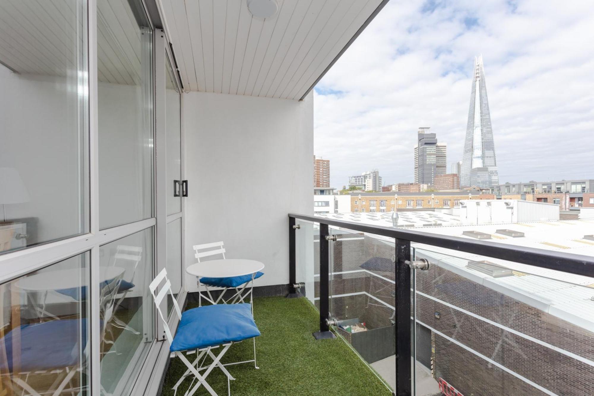 Spacious 2 Bedroom Flat On Bermondsey St Londen
